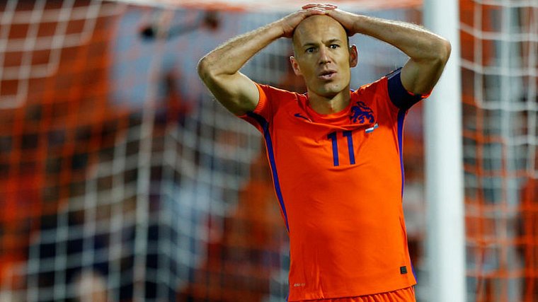 Дмитрий Селюк: Голландии необходимо снять финансовые ограничения внутри своего чемпионата - фото