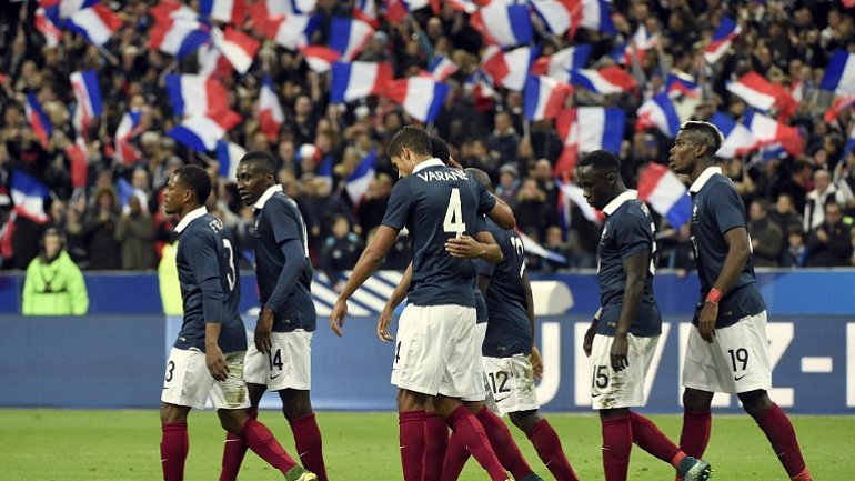 Франция и Англия проведут товарищеский матч в следующем году - фото