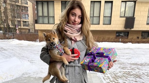 Косторной подарили щенка, похожего на собаку Загитовой - фото