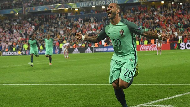 Гол Рикарду Куарежмы в дополнительное время принес Португалии победу над Хорватией в 1/8 финала Евро-2016 - фото