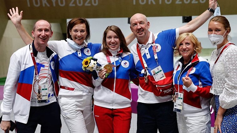 Дмитрий Свищев: Тем ценнее победа Бацарашкиной, что добыта в таких условиях Олимпиады - фото