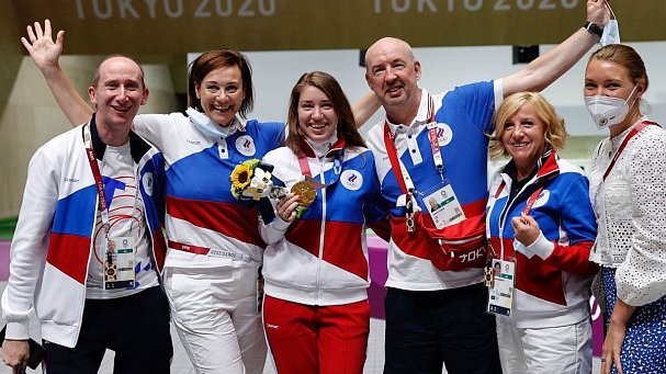 Дмитрий Свищев: Тем ценнее победа Бацарашкиной, что добыта в таких условиях Олимпиады - фото