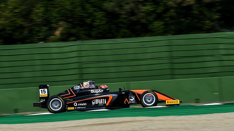 Три подиума Никиты Бедрина: россиянин блистает в итальянской Формуле-4 - фото