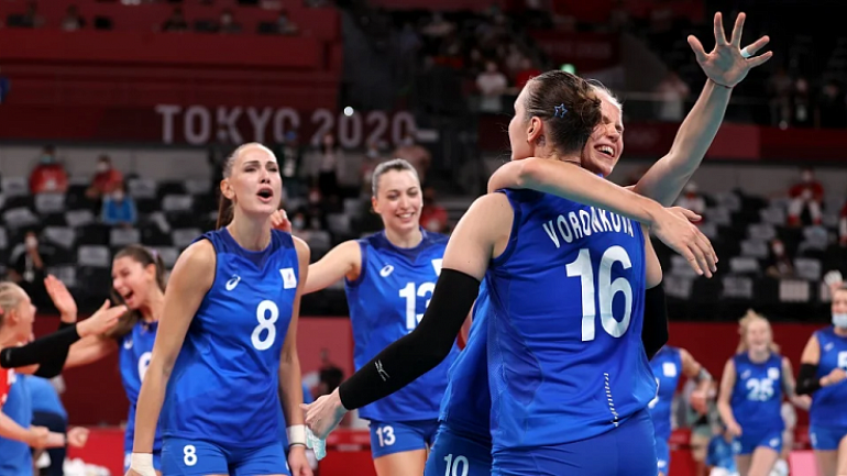 Женская сборная России по волейболу вышла в плей-офф в Токио - фото