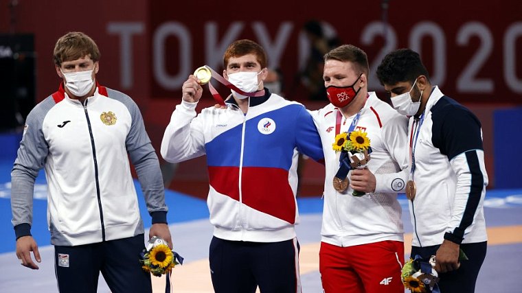 Мамиашвили назвал слабостью отказ Алексаняна надевать медаль после проигрыша россиянину - фото
