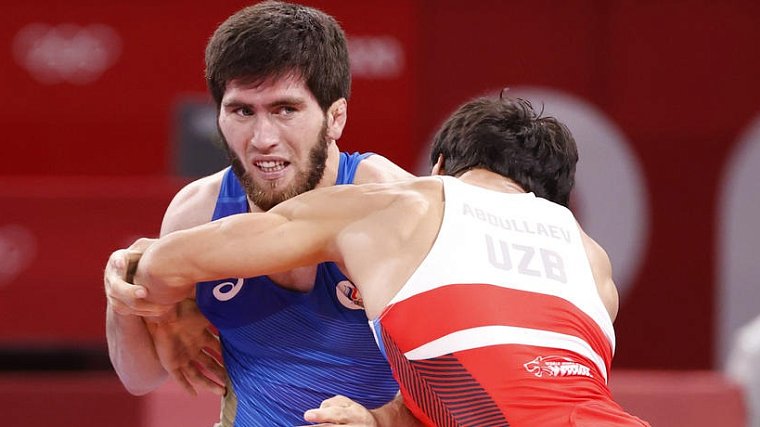 Борец Угуев принес золото сборной России на Олимпиаде-2020  - фото