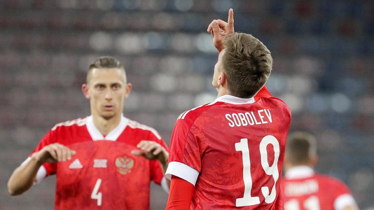 Инсайдер рассказал почему спартаковец Соболев не сыграл за сборную России - фото