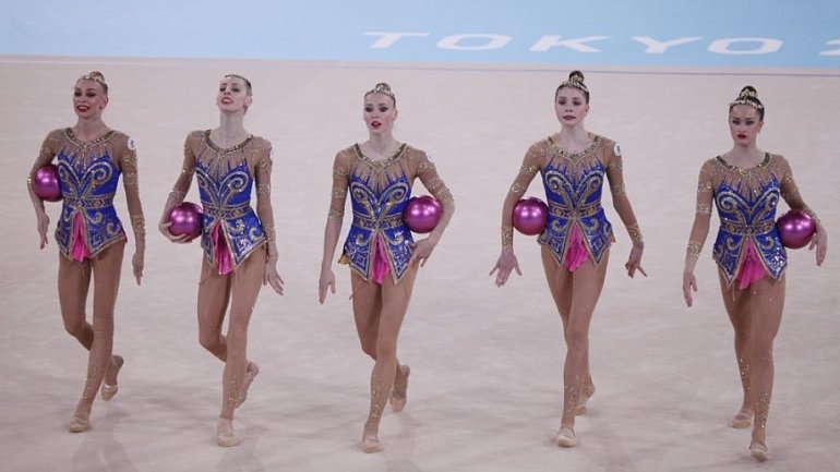 Россия снова без золота в художественной гимнастике - фото