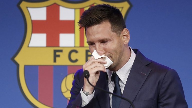 Испанский журналист объяснил, почему Месси не мог играть за «Барселону» бесплатно - фото