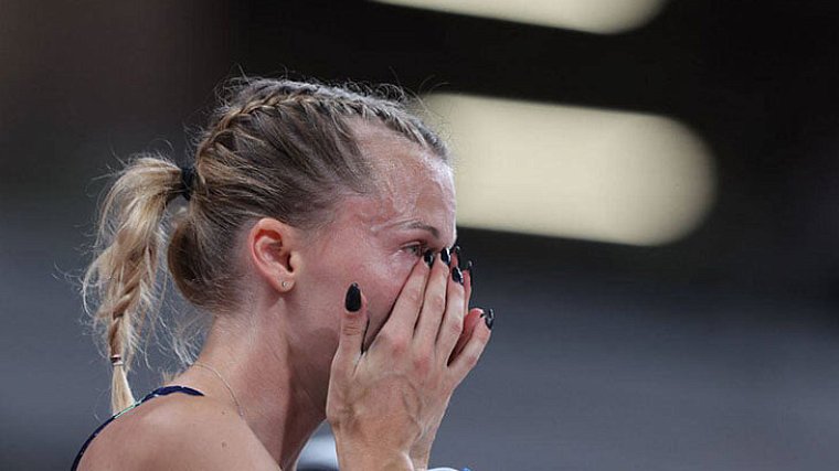 Российская легкоатлетка рассказала, как справляется с обидой на серебро - фото