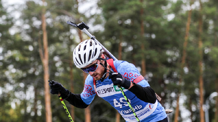 Бабиков одержал победу в индивидуальной гонке на чемпионате России - фото