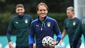 Манчини – о рекорде сборной Италии: Хотим продолжить в том же духе - фото
