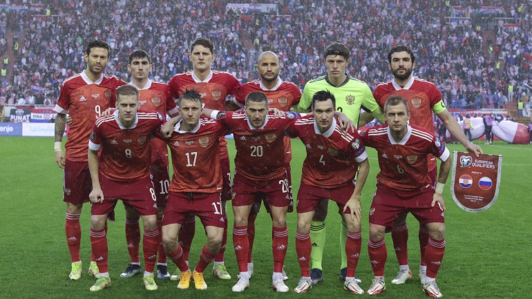 Фетисов о поражении от Хорватии: Матчи в стыках дадут шанс посмотреть, что на самом деле происходит в нашей сборной - фото