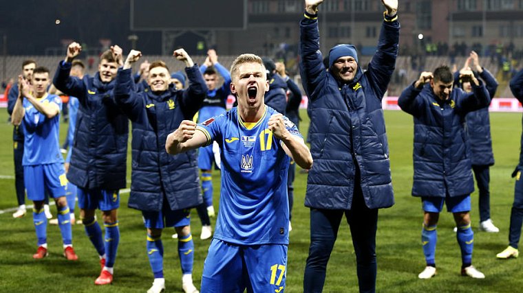 Украина попала в стыки, а Зинченко забил победный мяч! - фото