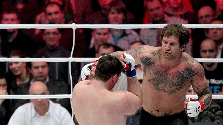 Емельяненко заменит Василевского на турнире AMC Fight Nights - фото