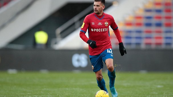 Стало известно, где планирует завершить карьеру защитник ЦСКА Щенников - фото