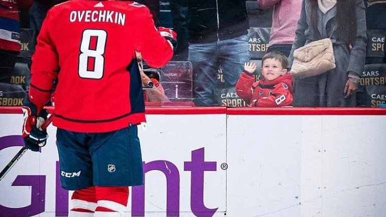Журналисты назвали Овечкина лучшим хоккеистом года НХЛ - фото