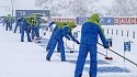 Российские биатлонисты путают лыжню и забывают палки. Это на удачу? - фото