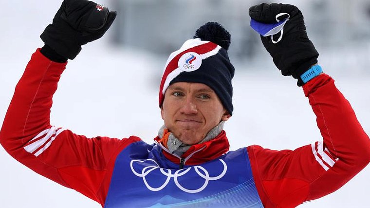 Петухов заявил, что расстроен результатом Большунова в гонке на 15 км на Олимпиаде-2022 - фото