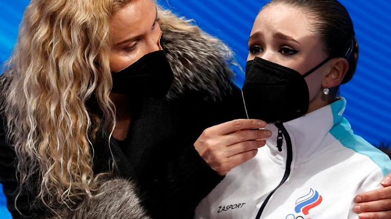 Савченко обвинила Тутберидзе в неудачном выступлении Валиевой на Олимпиаде-2022 - фото
