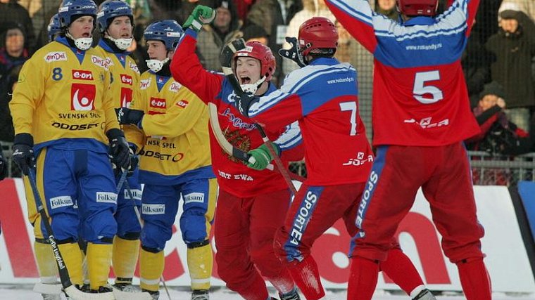 Глава Федерации хоккея с мячом России отреагировал на снятие Швеции и Финляндии с чемпионата мира в Сыктывкаре - фото