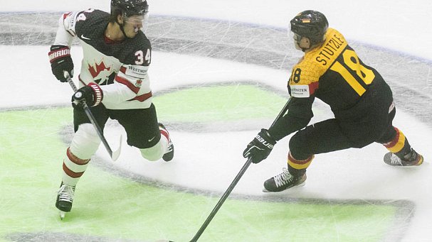 После 4-х сыгранных матчей сборные Швейцарии и Канады еще не теряли очков на Чемпионате мира по хоккею - фото