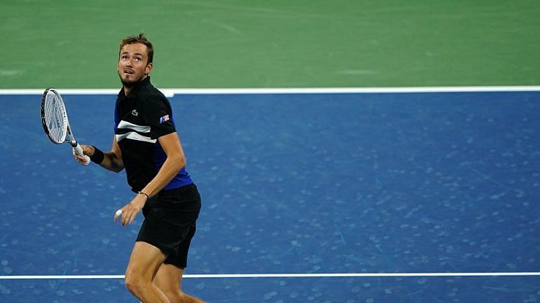Даниил Медведев вышел в третий раунд US Open - фото