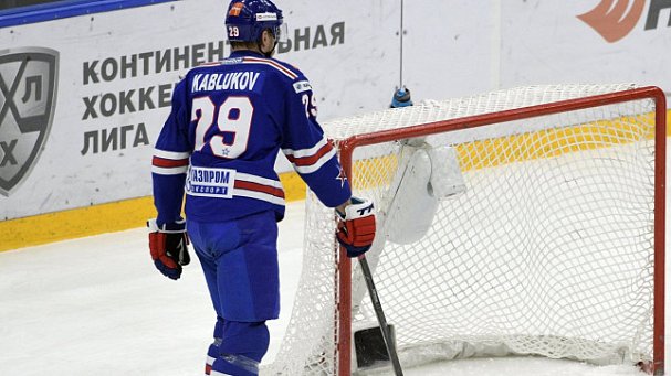 Зарплата Каблукова после ухода из СКА упала более чем в два раза - фото