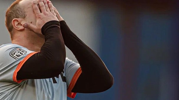 Невероятная история в МФЛ: Генич не забил пенальти Филимонову и похоронил «Матч ТВ» - фото