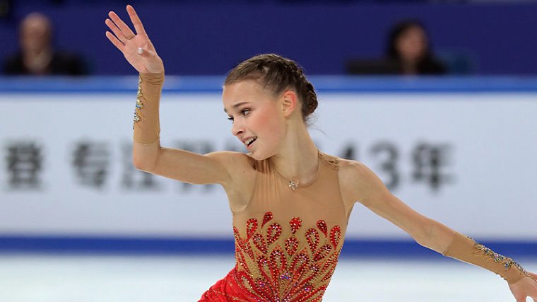 «Когда первый раз вышла на лед, я теряла равновесие»: Анна Щербакова рассказала о возвращении к тренировкам - фото