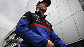 Квят станет первым представителем России в NASCAR - фото