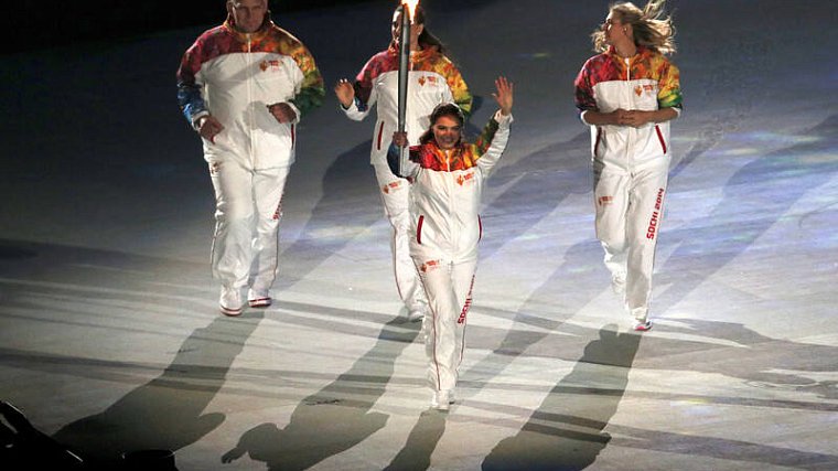 Евросоюз готовит санкции против олимпийской чемпионки Кабаевой - фото