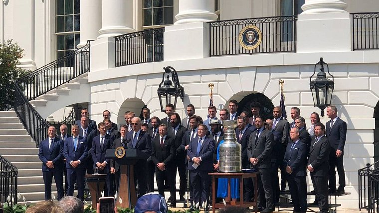 Стало известно, что президент США сказал на встрече с российскими хоккеистами - фото