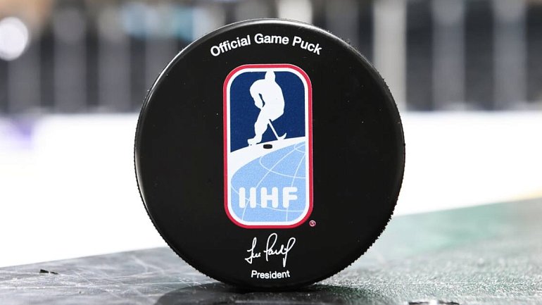 Официально: IIHF отстранила сборные России и Белоруссии от участия в международных матчах - фото