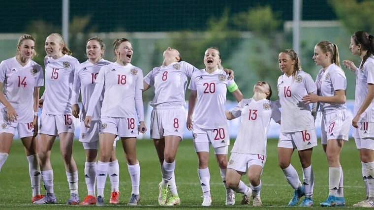 Англия попросит УЕФА отстранить женскую сборную России от Евро-2022 - фото