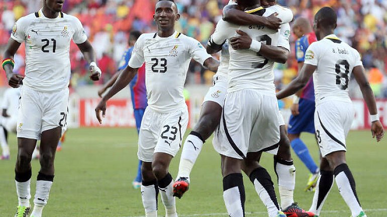 Некоторые игроки сборной Ганы платят за то, чтобы оказаться в национальной команде - фото
