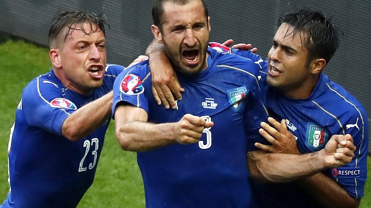 Сборная Италии одерживает уверенную победу над Испанией в 1/8 финала Евро-2016 - фото