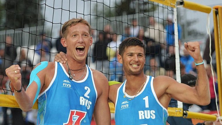 Российские пляжные волейболисты готовы сыграть в финальном матче в тельняшках - фото