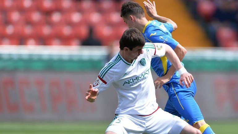 Защитник «Терека» Заур Плиев: С «Зенитом» проще — он сам играет, и другим дает - фото