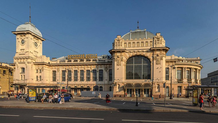 Сборная Украины приедет на Витебский вокзал? - фото