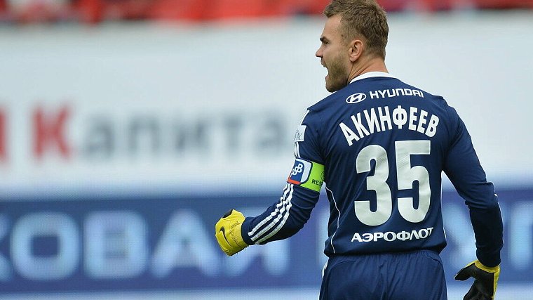 Акинфеев стал рекордсменом по количеству сезонов с сухими матчами в РФПЛ - фото