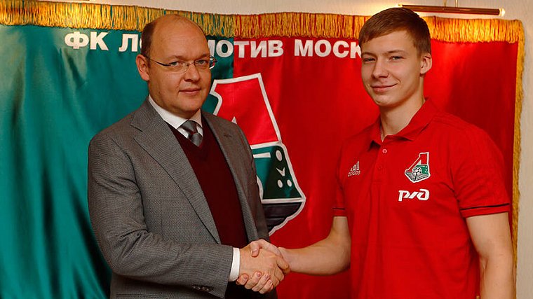 Лысов подписал новый контракт с «Локомотивом» - фото