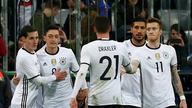 Россия проведет контрольные матчи с Германией и Чехией - фото