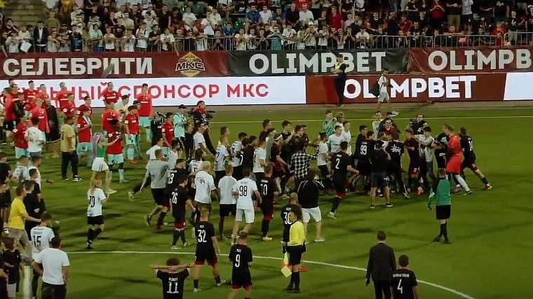 Матч «Амкал» – «Броуки» в полуфинале МКС – антиреклама медийного футбола - фото