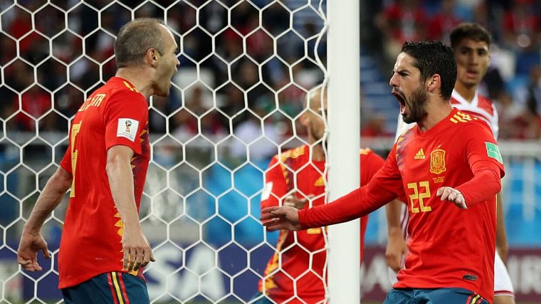 В матче Испания — Марокко лучшим игроком признан Иско - фото