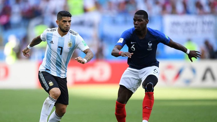 Франция — Аргентина: Гризманн открыл счет в матче, реализовав пенальти - фото