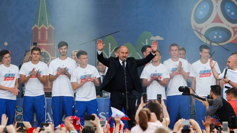 Черчесов может стать тренером года по версии ФИФА. Кто еще? - фото