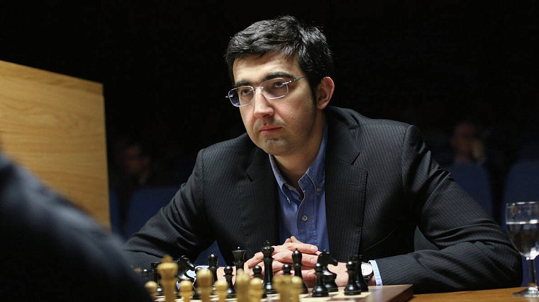 Крамник опустился на 7-ю позицию, Карякин и Костенюк сохранили место в рейтинге ФИДЕ - фото