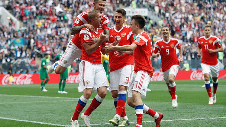 Сборная России поднялась с 70 на 49 место в рейтинге ФИФА после ЧМ-2018 - фото