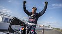 Победитель 5-го этапа Red Bull Air Race Мартин Шонка:  Как стать чемпионом? Не поскользнуться в душе на куске мыла - фото